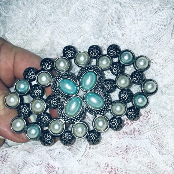 Elegant White Belt with Turquoise and Silver Buckle Ricki’s xl. Gently loved. - Picture 6 of 7